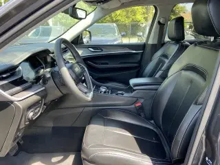Jeep Grand Cherokee 2023 4x4 Overland 4xe 4dr SUV