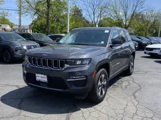 Jeep Grand Cherokee 2023 4x4 Overland 4xe 4dr SUV