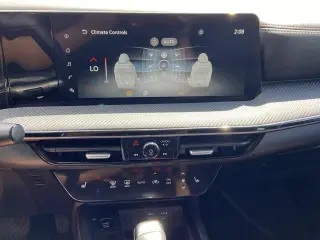Nissan Kicks 2025 AWD SR 4dr Crossover