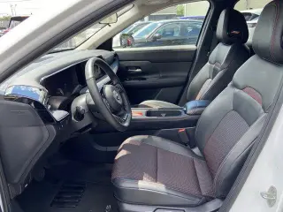 Nissan Kicks 2025 AWD SR 4dr Crossover