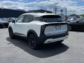 Nissan Kicks 2025 AWD SR 4dr Crossover