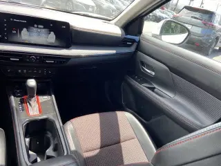 Nissan Kicks 2025 AWD SR 4dr Crossover