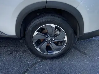 Nissan Rogue 2025 AWD SV 4dr Crossover
