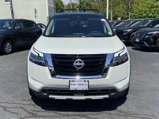Nissan Pathfinder 2024 AWD Platinum 4dr SUV