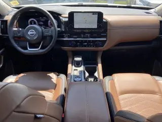Nissan Pathfinder 2024 AWD Platinum 4dr SUV