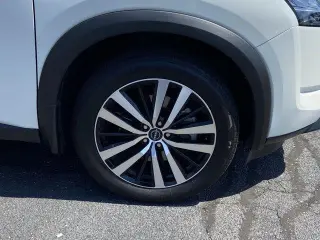 Nissan Pathfinder 2024 AWD Platinum 4dr SUV