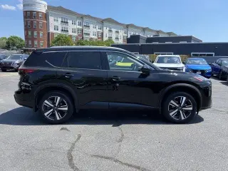 Nissan Rogue 2025 AWD SL 4dr Crossover