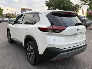Nissan Rogue 2021 AWD SV 4dr Crossover