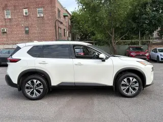 Nissan Rogue 2021 AWD SV 4dr Crossover
