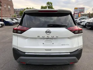Nissan Rogue 2021 AWD SV 4dr Crossover