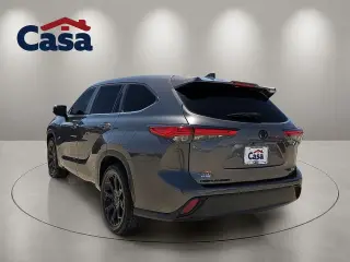 Toyota Highlander 2023 LE 4dr SUV