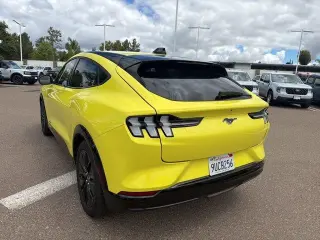 Ford Mustang Mach-E 2025 Premium 4dr SUV