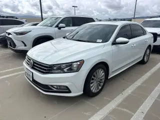 Volkswagen Passat 2016 1.8T SE 4dr Sedan PZEV