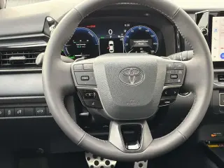 Toyota Camry 2026 SE 4dr Sedan