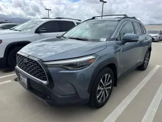 Toyota Corolla Cross 2024 XLE 4dr Crossover