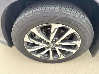 Toyota Corolla Cross 2024 XLE 4dr Crossover