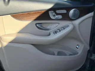 Mercedes-Benz GLC 2020 AWD GLC 300 4MATIC 4dr SUV