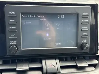 Toyota RAV4 2019 XLE 4dr SUV