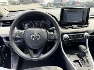 Toyota RAV4 2019 XLE 4dr SUV