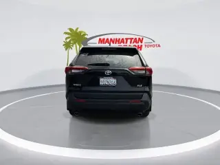 Toyota RAV4 2019 XLE 4dr SUV