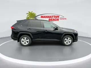 Toyota RAV4 2019 XLE 4dr SUV