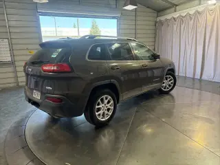 Jeep Cherokee 2015 Latitude 4dr SUV