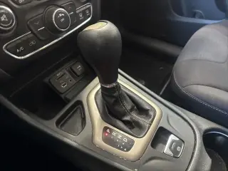 Jeep Cherokee 2015 Latitude 4dr SUV