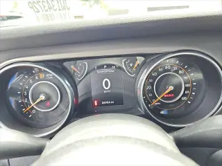 Jeep Wrangler Unlimited 2018 4x4 Sport 4dr SUV (midyear release)