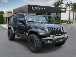 Jeep Wrangler Unlimited 2018 4x4 Sport 4dr SUV (midyear release)