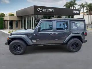 Jeep Wrangler Unlimited 2018 4x4 Sport 4dr SUV (midyear release)