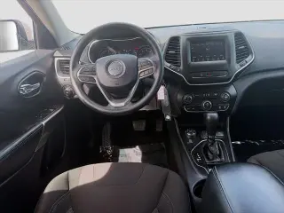 Jeep Cherokee 2019 4x4 Latitude 4dr SUV