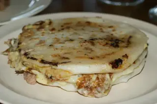 PUPUSAS ILIMITADAS MAIZ ARROZ
