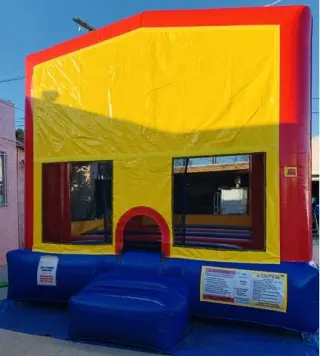 RENTO MESAS Y SILLAS