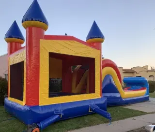 RENTO MESAS Y SILLAS