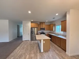 Exterior features For rent