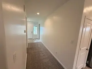 Exterior features For rent