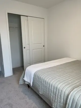 Room for rent in St. Cloud.