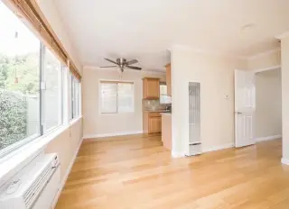 1 Bedroom Apt in Mid city LA