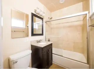 1 Bedroom Apt in Mid city LA