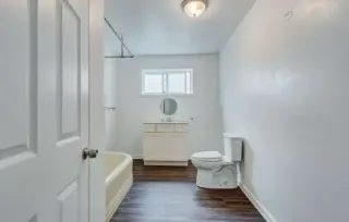 2 Bedroom Apt in W Pico Blvd