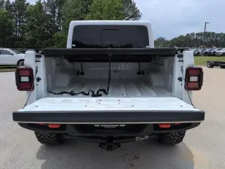 Jeep Gladiator 2022 4x4 Mojave 4dr Crew Cab 5.0 ft. SB