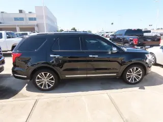 Ford Explorer 2018 AWD Platinum 4dr SUV