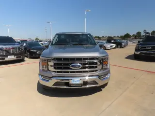 Ford F-150 2023 4x2 XL 4dr SuperCrew 5.5 ft. SB