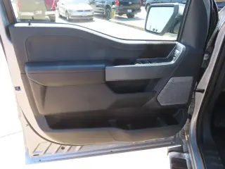 Ford F-150 2023 4x2 XL 4dr SuperCrew 5.5 ft. SB