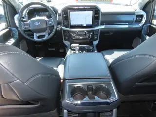 Ford F-150 2023 4x2 XL 4dr SuperCrew 5.5 ft. SB