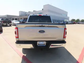 Ford F-150 2023 4x2 XL 4dr SuperCrew 5.5 ft. SB