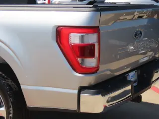 Ford F-150 2023 4x2 XL 4dr SuperCrew 5.5 ft. SB