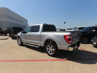 Ford F-150 2023 4x2 XL 4dr SuperCrew 5.5 ft. SB