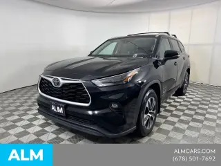 Toyota Highlander 2023 XLE 4dr SUV