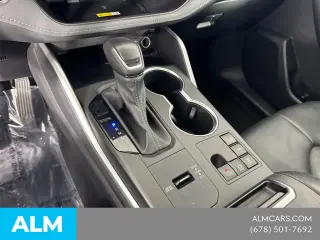 Toyota Highlander 2023 XLE 4dr SUV